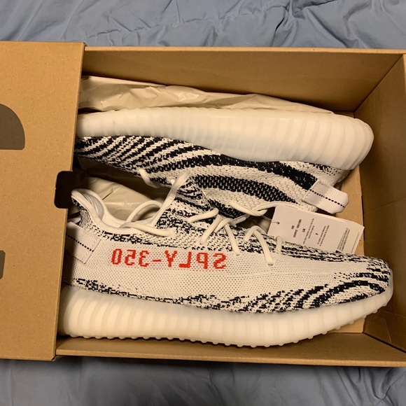 Yeezy 350 v2 “zebra”